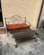 Tuinbank met tafel en twee stoelen, Tuin en Terras, Tuintafels, Ophalen, Zo goed als nieuw, Metaal