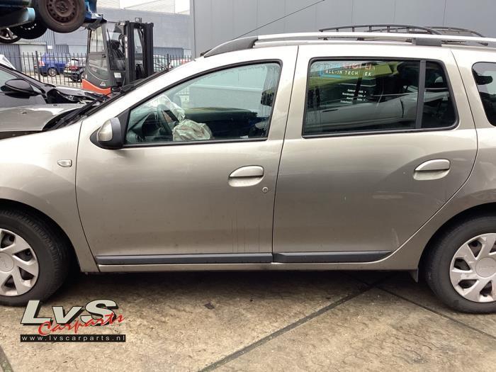Portier 4Deurs links-voor van een Dacia Logan (TEHNK), Auto-onderdelen, Carrosserie, Deur, Dacia, Gebruikt, 3 maanden garantie