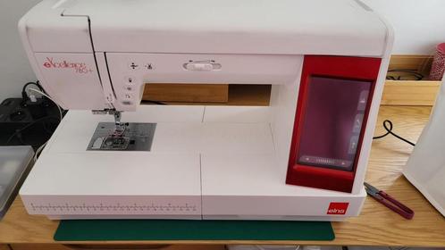 Elna Excellence 780+ naaimachine (GARANTIE), Hobby en Vrije tijd, Naaimachines en Toebehoren, Zo goed als nieuw, Naaimachine, Ophalen