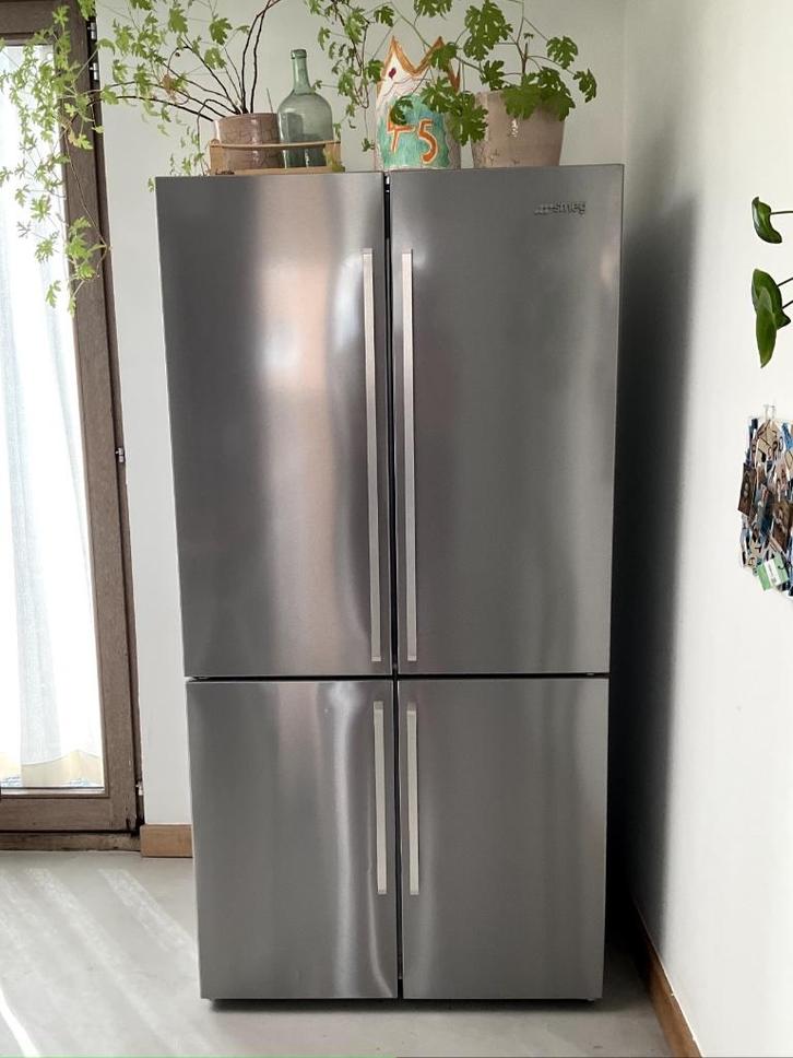 Smeg Koelkast, Elektronische apparatuur, Koelkasten en IJskasten, Gebruikt, Met aparte vriezer, 200 liter of meer, 160 cm of meer