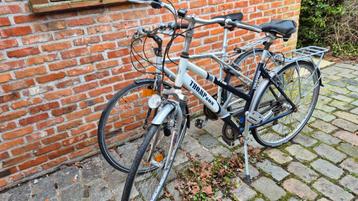 Op te knappen fietsen beschikbaar voor biedingen