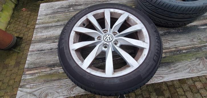 Dijon velgen + banden vw golf7, Auto-onderdelen, Banden en Velgen, Band(en), Zomerbanden, 17 inch, Ophalen of Verzenden