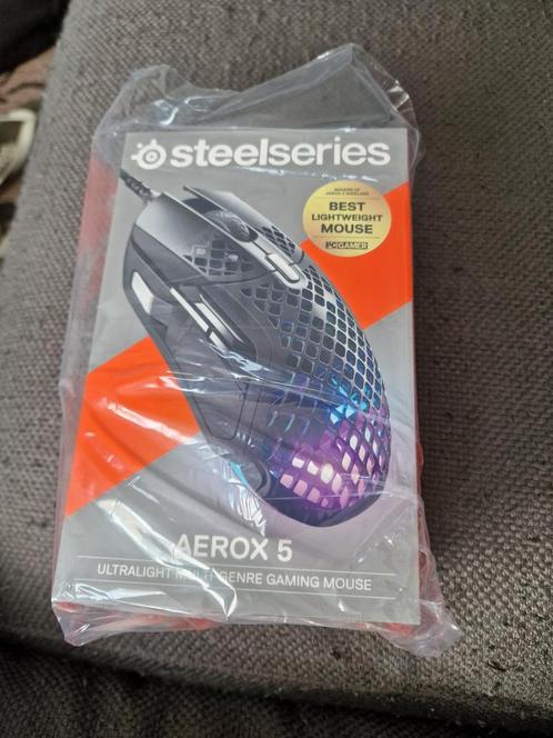 Steelseries Aerox 5, Computers en Software, Muizen, Zo goed als nieuw, Muis, Rechtshandig, Bedraad, Gaming muis, Ophalen of Verzenden