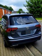 Tiguan Allspace 2.0 TSI 4Motion boîte DSG7 26 144 km, Autos, Cuir, Argent ou Gris, Achat, Noir