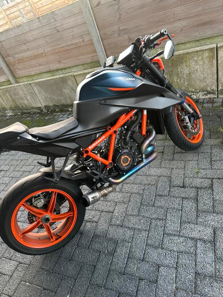 Ktm superduke 1290r 2023, Motos, Motos | KTM, Particulier, Naked bike, plus de 35 kW, 2 cylindres, Permis Moto A, ABS, Régulateur de vitesse