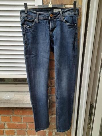 Jeans H&M pour femmes taille 28 Super low waste