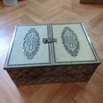 Vintage blik /blikken  doos/naaidoos Victoria, Verzamelen, Blikken, Ophalen of Verzenden