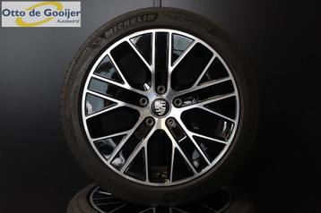 Originele Porsche Taycan Turbo S Aero Velgen Zomerbanden 20  beschikbaar voor biedingen