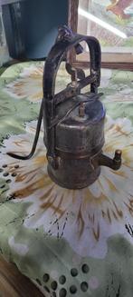 Lampe à carbure de mineur, Ophalen