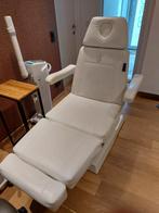 Fauteuil/table de soins (électrique), Sports & Fitness, Produits de massage, Enlèvement, Utilisé