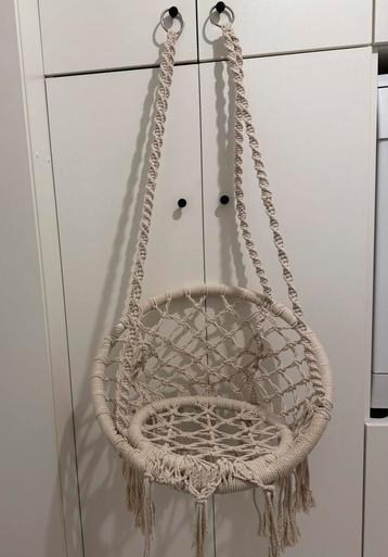 Hangstoel macramé kinderen beschikbaar voor biedingen