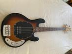 Sterling by musicman Ray 24 Classic 3 Tone Sunburst, Muziek en Instrumenten, Snaarinstrumenten | Gitaren | Bas, Ophalen, Zo goed als nieuw