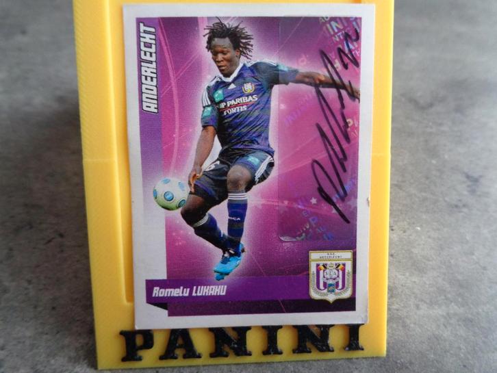 PANINI STICKER FOOTBALL 2011 LUKAKU NR 22 gesigneerd !!, Hobby en Vrije tijd, Stickers en Plaatjes, Nieuw, Sticker, Verzenden