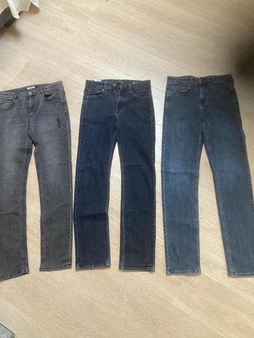 Jeans heren ( maat 28/32. 30/32) of jongen 176 beschikbaar voor biedingen