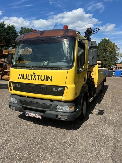 Vrachtwagen DAF LF45 2003, Auto's, Vrachtwagens, Particulier, Achteruitrijcamera, Boordcomputer, Elektrische ramen, Navigatiesysteem