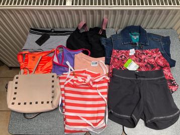 10-delige bundel / pakket meisjes 12-13 jaar beschikbaar voor biedingen