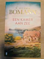 Corina Bomann - Een kamer aan zee, Boeken, België, Ophalen of Verzenden, Zo goed als nieuw, Corina Bomann