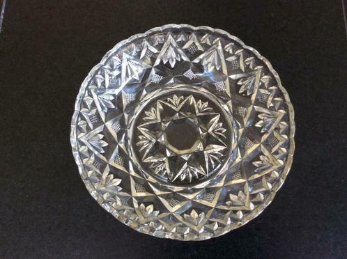 Glazen schaal - vintage - 25 cm diameter, Huis en Inrichting, Keuken | Servies, Gebruikt, Ophalen of Verzenden
