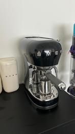 Smeg koffiemachine, Elektronische apparatuur, Koffiezetapparaten, Ophalen, Afneembaar waterreservoir, Koffiemachine, Gemalen koffie