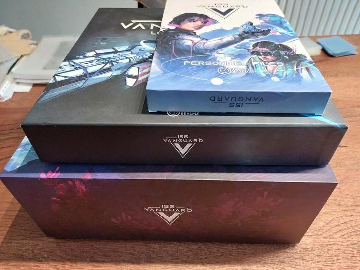 ISS Vanguard + Lost Fleet + Personnel Files, Hobby & Loisirs créatifs, Jeux de société | Jeux de plateau, Comme neuf, Trois ou quatre joueurs
