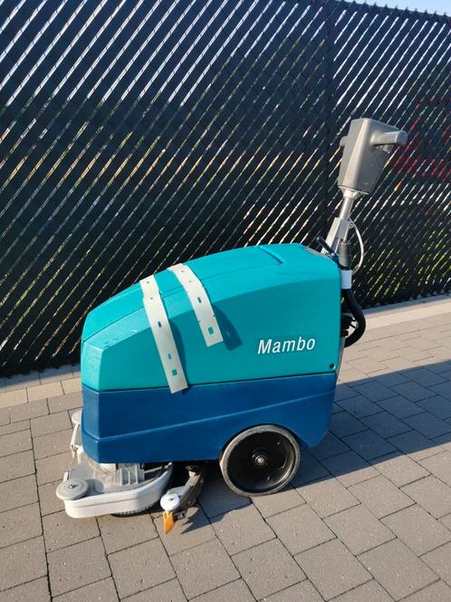 Wetrok Mambo Professional Schrobzuigmachine op Accu, Doe-het-zelf en Bouw, Reinigingsmachines, Zo goed als nieuw, Schrobmachine