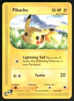 Pikachu 124/165 - Expedition Base Set (NM), Hobby en Vrije tijd, Verzamelkaartspellen | Pokémon, Verzenden, Gebruikt