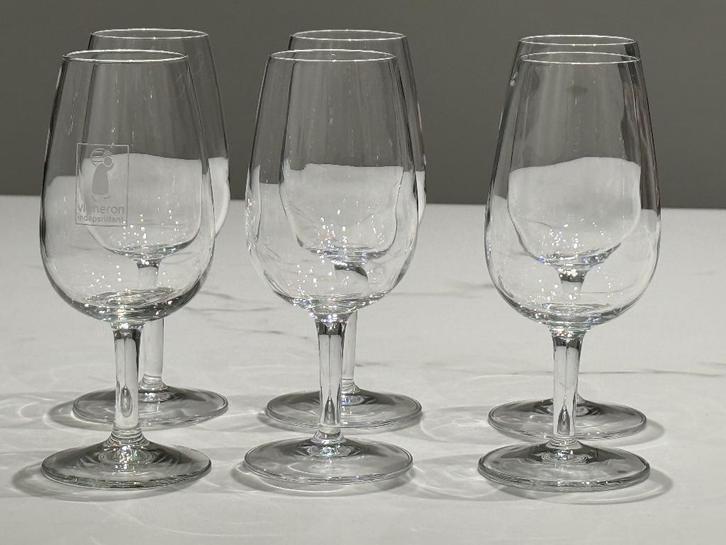 Six verres à vin blanc Luigi Bormioli, Collections, Verres & Petits Verres, Comme neuf, Autres types, Enlèvement