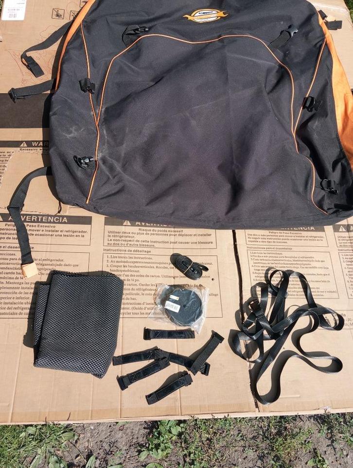 Coffre de toit souple 580 litres, Autos : Divers, Coffres de toit, Comme neuf, Enlèvement ou Envoi