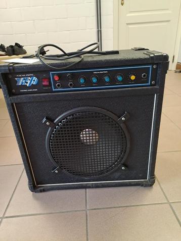 combo versterker beschikbaar voor biedingen