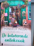 Boek 'De betoverende antiekzaak - Valerie Lane 3', Boeken, Romans, Gelezen, Europa overig, Manuela Inusa, Ophalen of Verzenden