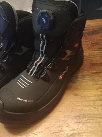 Sixton veiligheidsschoenen hoog beschikbaar voor biedingen