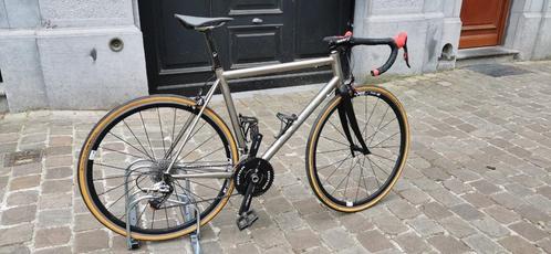 TITANIUM racefiets, Fietsen en Brommers, Fietsen | Heren | Sportfietsen en Toerfietsen, Zo goed als nieuw, Overige merken, Meer dan 20 versnellingen