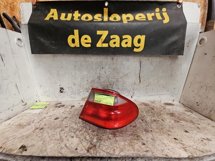 Achterlicht rechts van een Mercedes CLK, Auto-onderdelen, Verlichting, Mercedes-Benz, Gebruikt, 3 maanden garantie, Ophalen of Verzenden