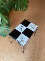 Petite table basse ou de chevet vintage carrelage oiseaux, Maison & Meubles, Tables | Tables de salon