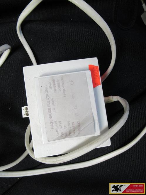 Te koop gebruikte caravan trafo vloervoerwarming nr900, Caravans en Kamperen, Caravanaccessoires, Gebruikt, Ophalen of Verzenden