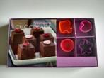 NIEUW Lekkernijen in chocolade inclusief 12 silicone vormpje, Boeken, Nieuw, Taart, Gebak en Desserts, Ophalen of Verzenden