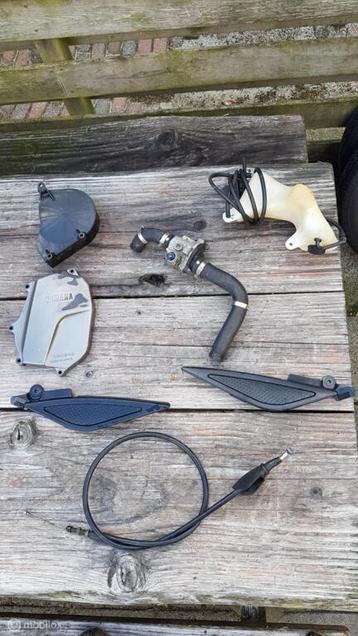 Yamaha 850 TDM/TRX 4TX diverse onderdelen zie omschrijving beschikbaar voor biedingen