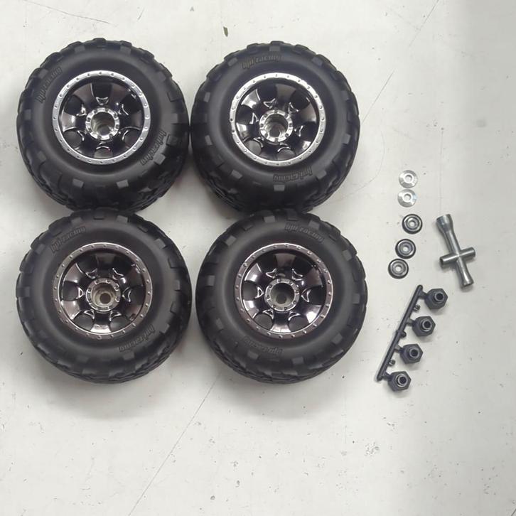 HPI Savage XS Flux wielen 1x gebruikt (1/10 offroad 12mm hex, Hobby & Loisirs créatifs, Modélisme | Radiocommandé & Téléguidé | Voitures