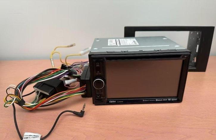 Clarion NX503E 2-DIN Autoradio-CD/DVD/AUX/SD/USB/GPS, Auto diversen, Autoradio's, Zo goed als nieuw, Ophalen of Verzenden