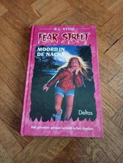 R.L. Stine Fear street: Moord in de nacht 11 tot 14 jaar, Boeken, Kinderboeken | Jeugd | 10 tot 12 jaar, Gelezen, Ophalen of Verzenden