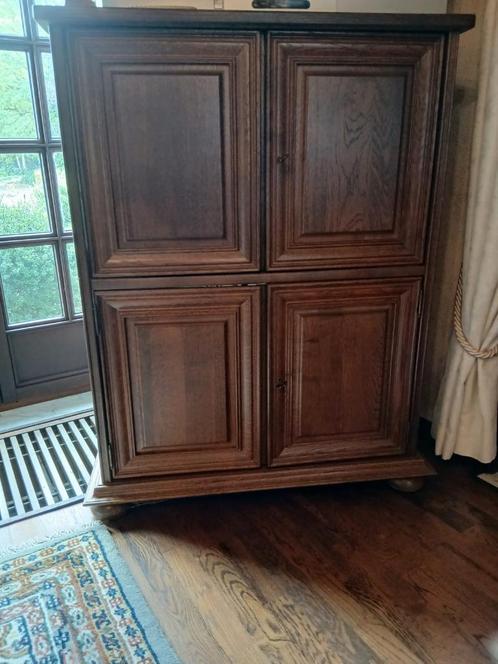 Massieve houten kast, Huis en Inrichting, Kasten | Dressoirs, Ophalen