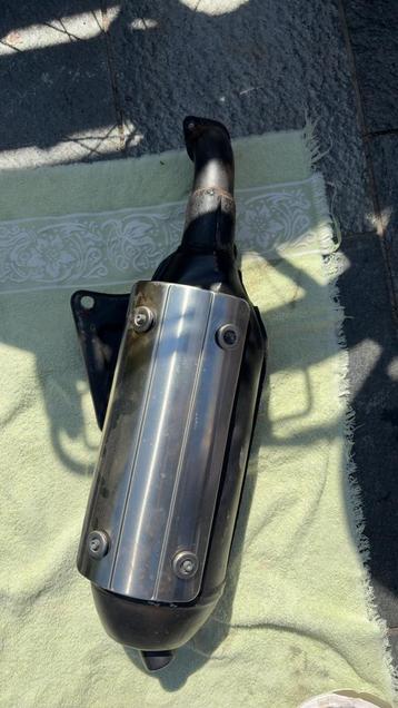 SM06, Enlèvement, Comme neuf, Bloc, Aprilia