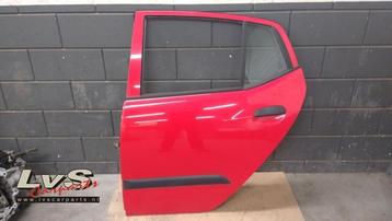 Portier 4Deurs links-achter van een Hyundai I10 (H4) beschikbaar voor biedingen