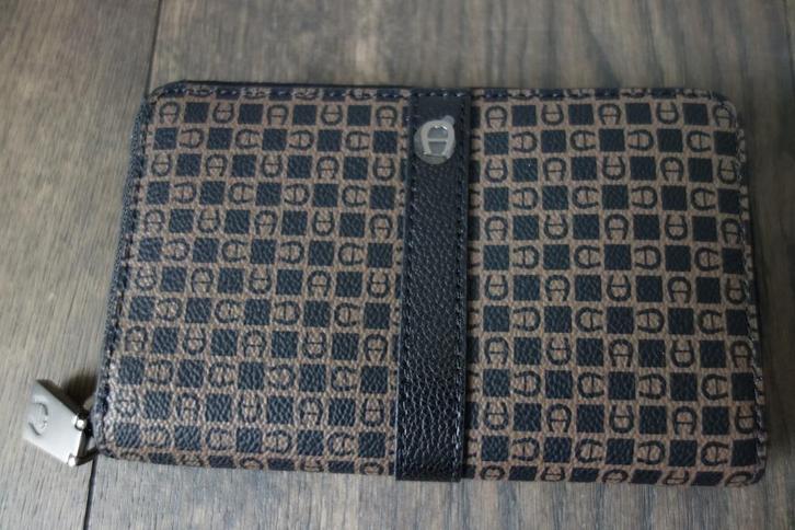 Portefeuille "Dadino" noir et brun "AIGNER" Envoi compris, Handtassen en Accessoires, Portemonnees, Nieuw, Verzenden