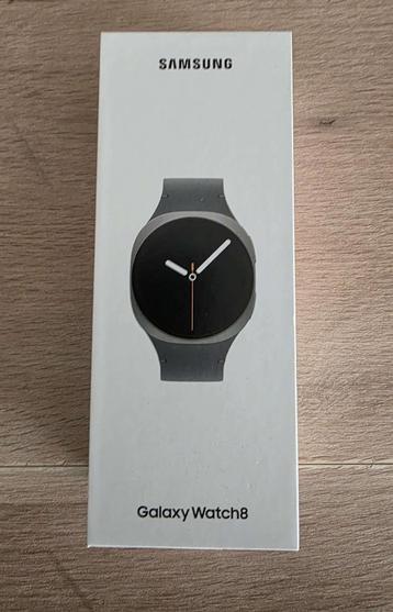 Samsung Galaxy Watch8 40mm Bluetooth Wifi Grafiet NIEUW beschikbaar voor biedingen