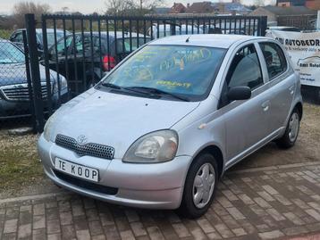 Toyota yaris 1.3 benzine automaat 185.000 km  beschikbaar voor biedingen