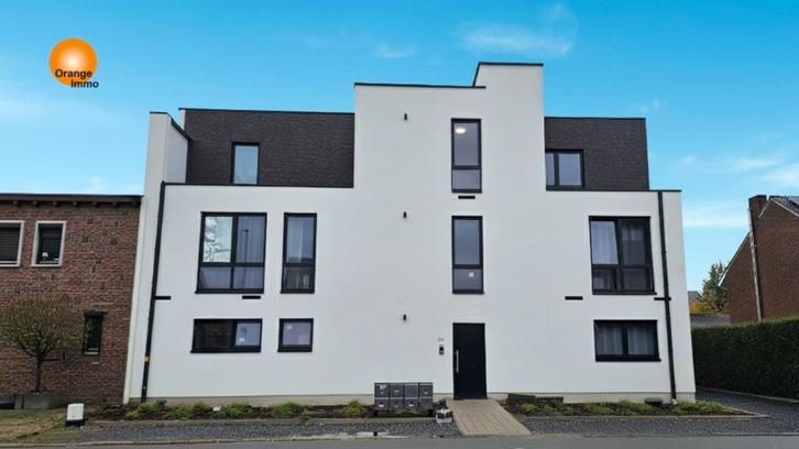 Appartement op tweede verdieping met zonnig terras., Immo, Huizen en Appartementen te koop, Maasmechelen, tot 200 m², Appartement