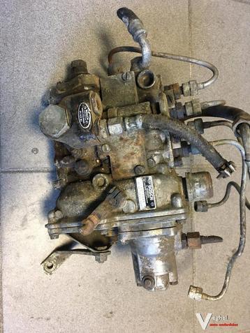Mercedes w110 Heckflosse dieselpomp 190/200D beschikbaar voor biedingen
