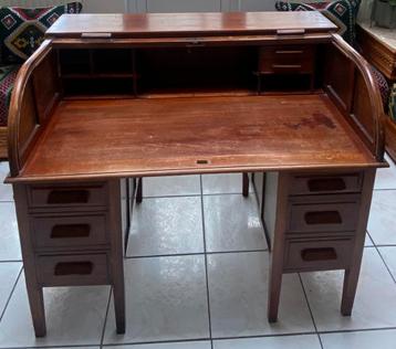 Te koop: Houten rolluikbureau (vintage/antiek stijl) beschikbaar voor biedingen