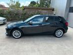 BMW 118I automaat / shadowline / 2023, Zwart, Bedrijf, 5 zetels, 5 deurs